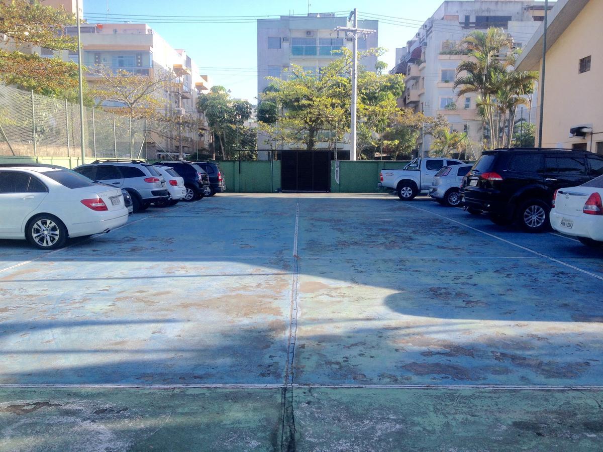 Pousada Parque Suites Estacionamento E Piscina Guaruja Exterior photo